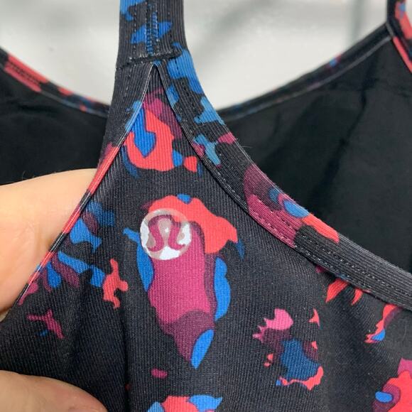 Lululemon Woman's Racerback Spaghetti Strap Built-in Bra Tank Top Size XS - Picture 4 of 5